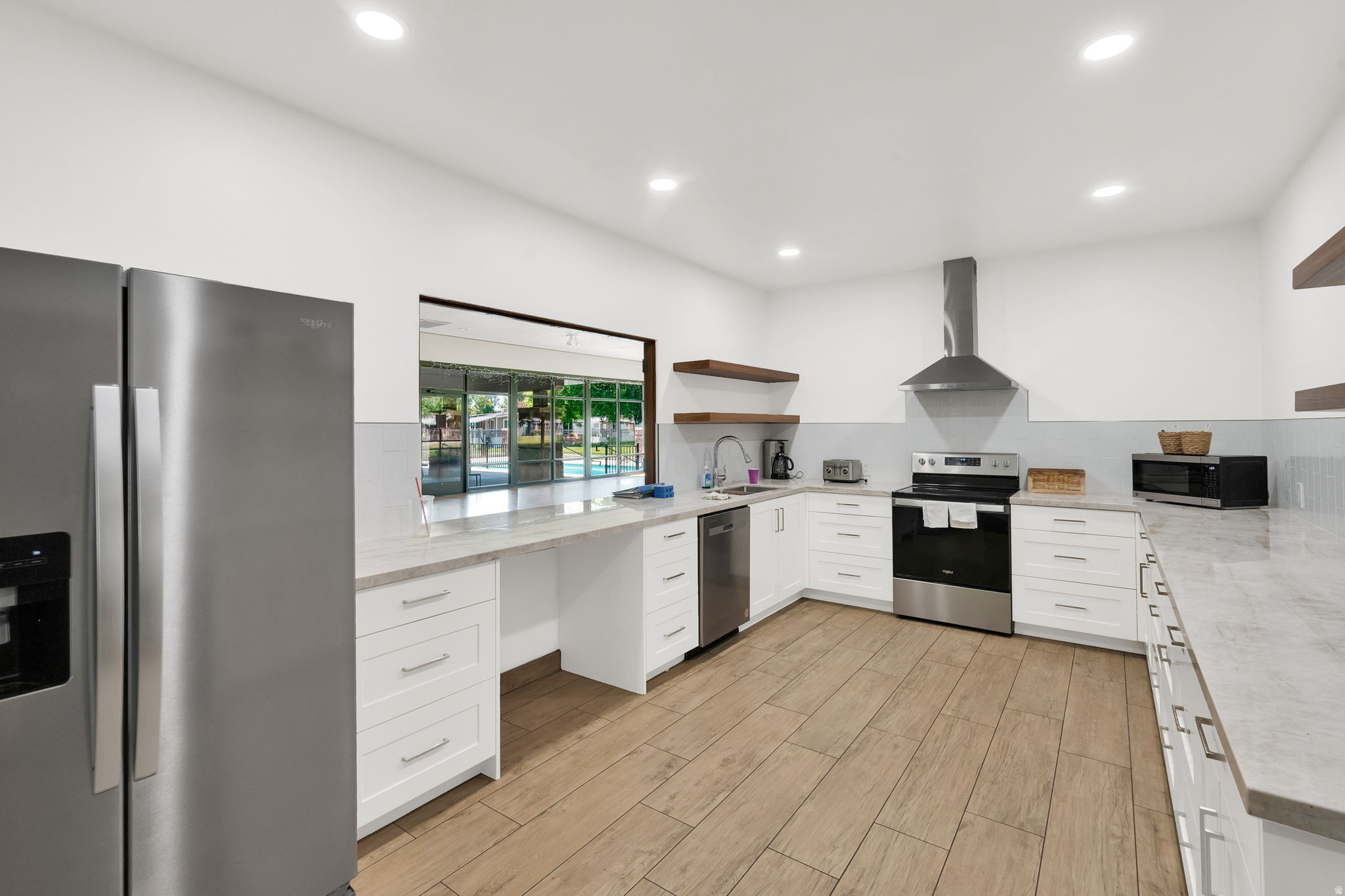MAJESTIC OAKS - Residential