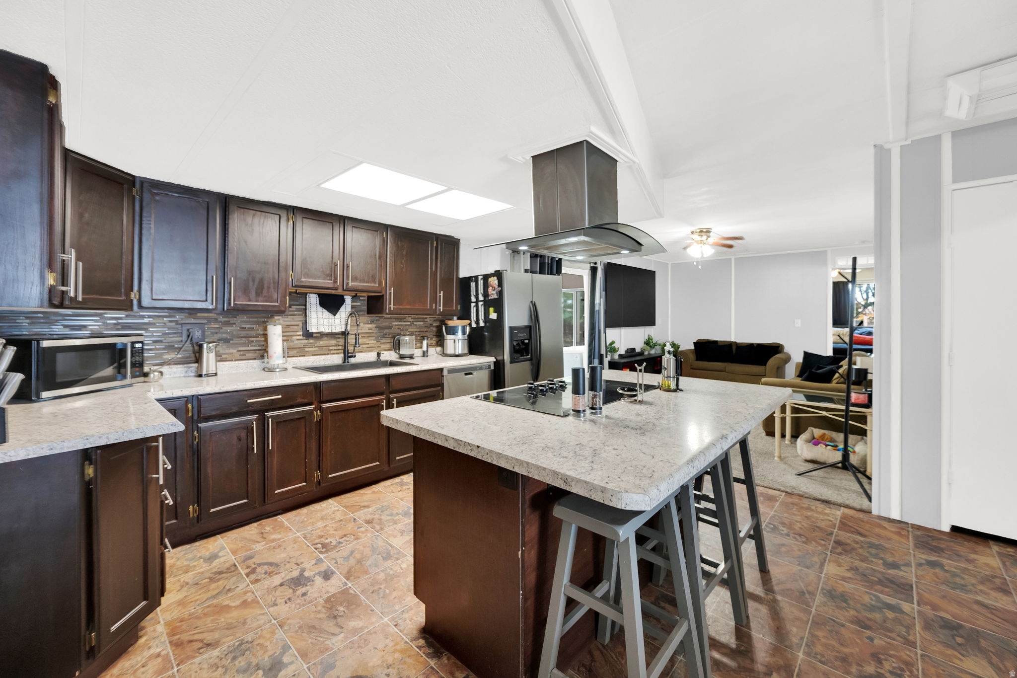 MAJESTIC OAKS - Residential