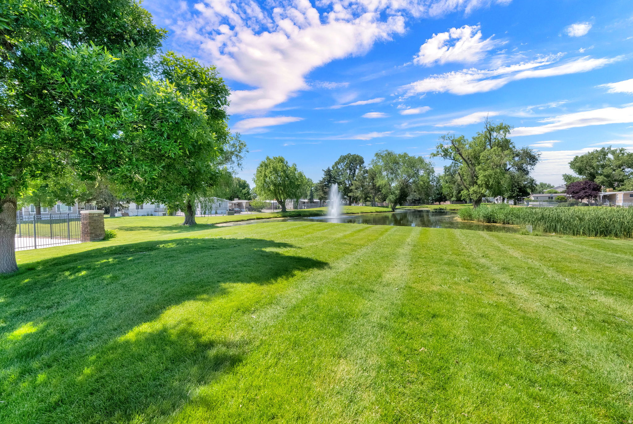MAJESTIC OAKS - Residential