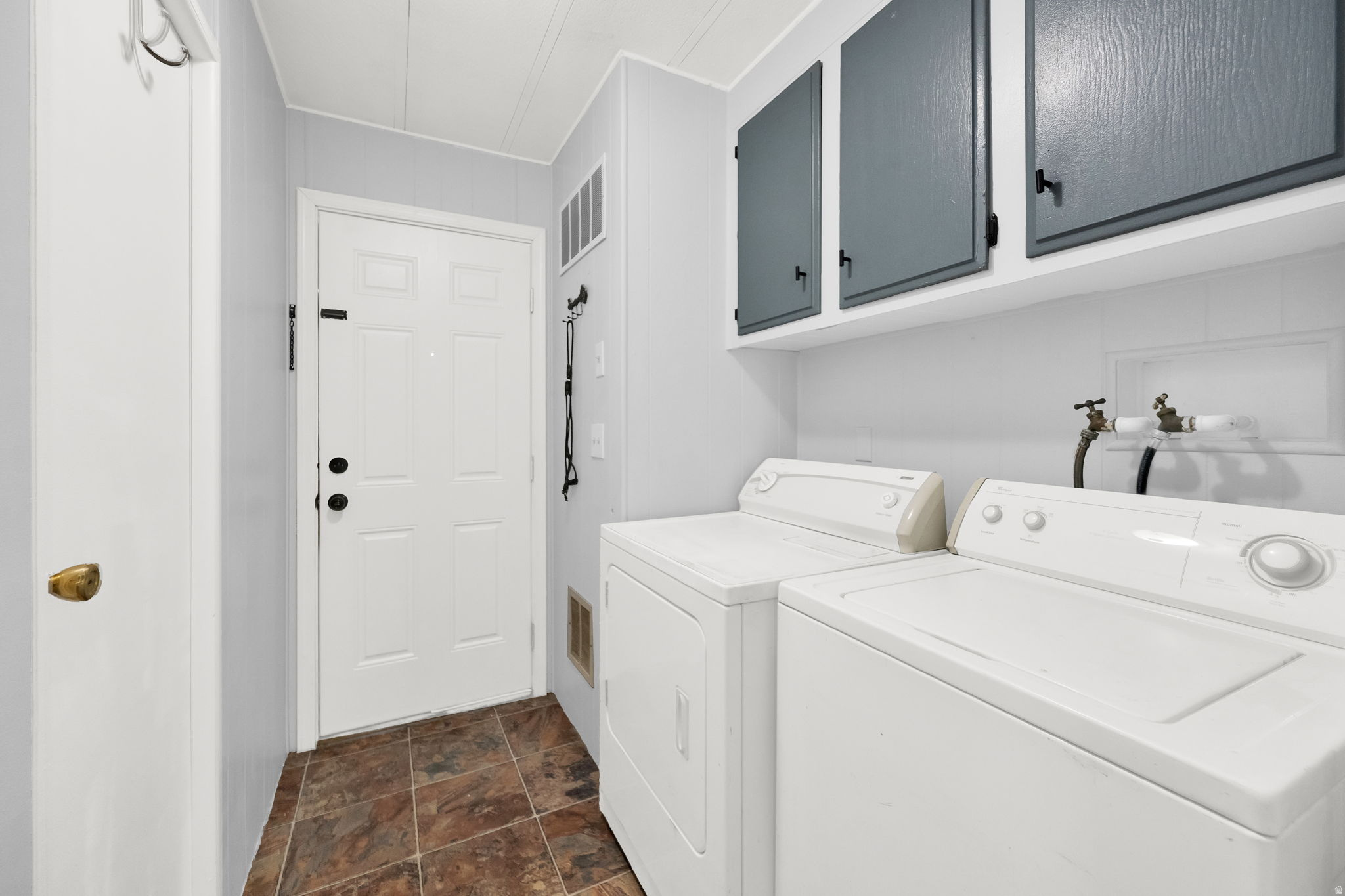 MAJESTIC OAKS - Residential