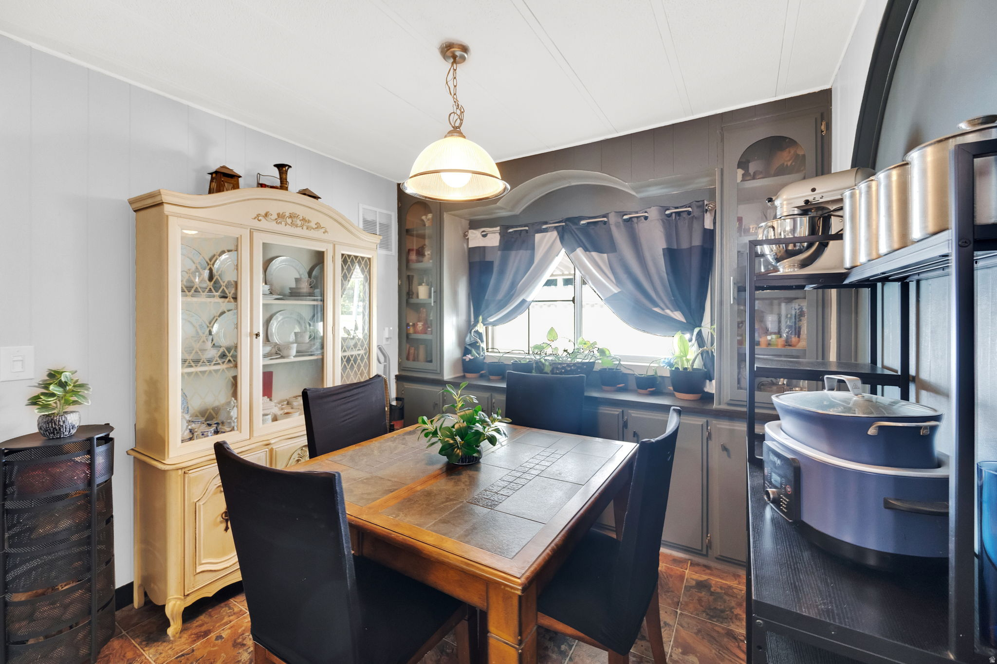 MAJESTIC OAKS - Residential