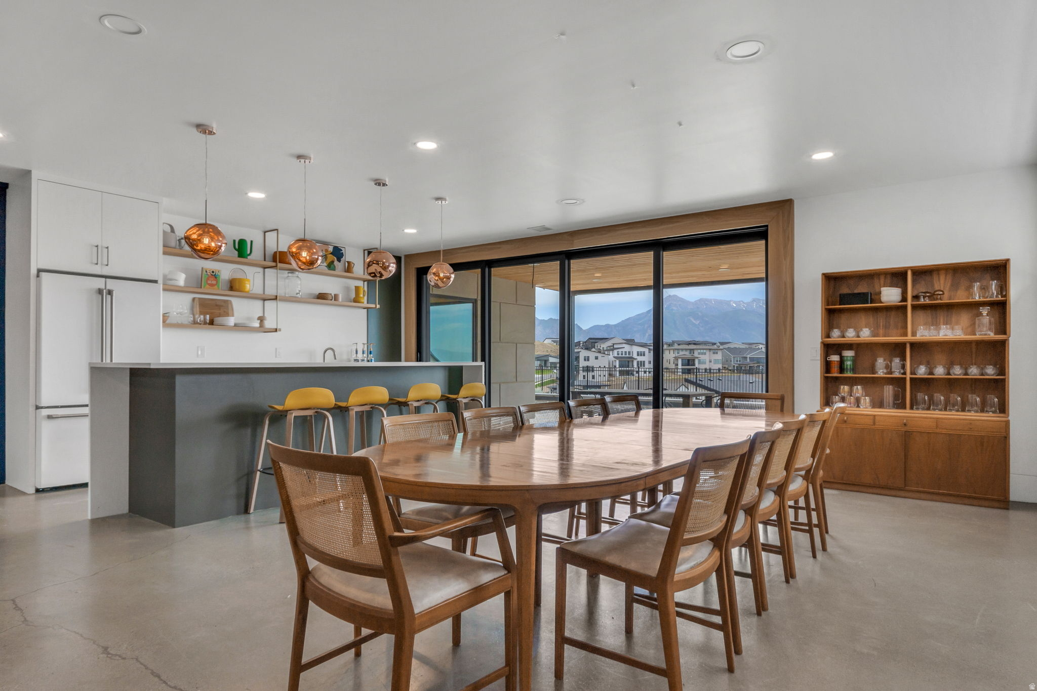 SEASONS ESTATES - Residential