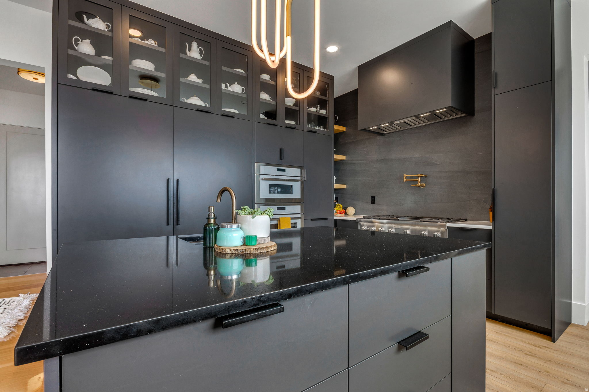 SEASONS ESTATES - Residential