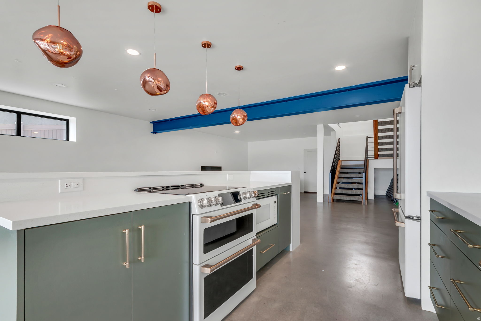 SEASONS ESTATES - Residential