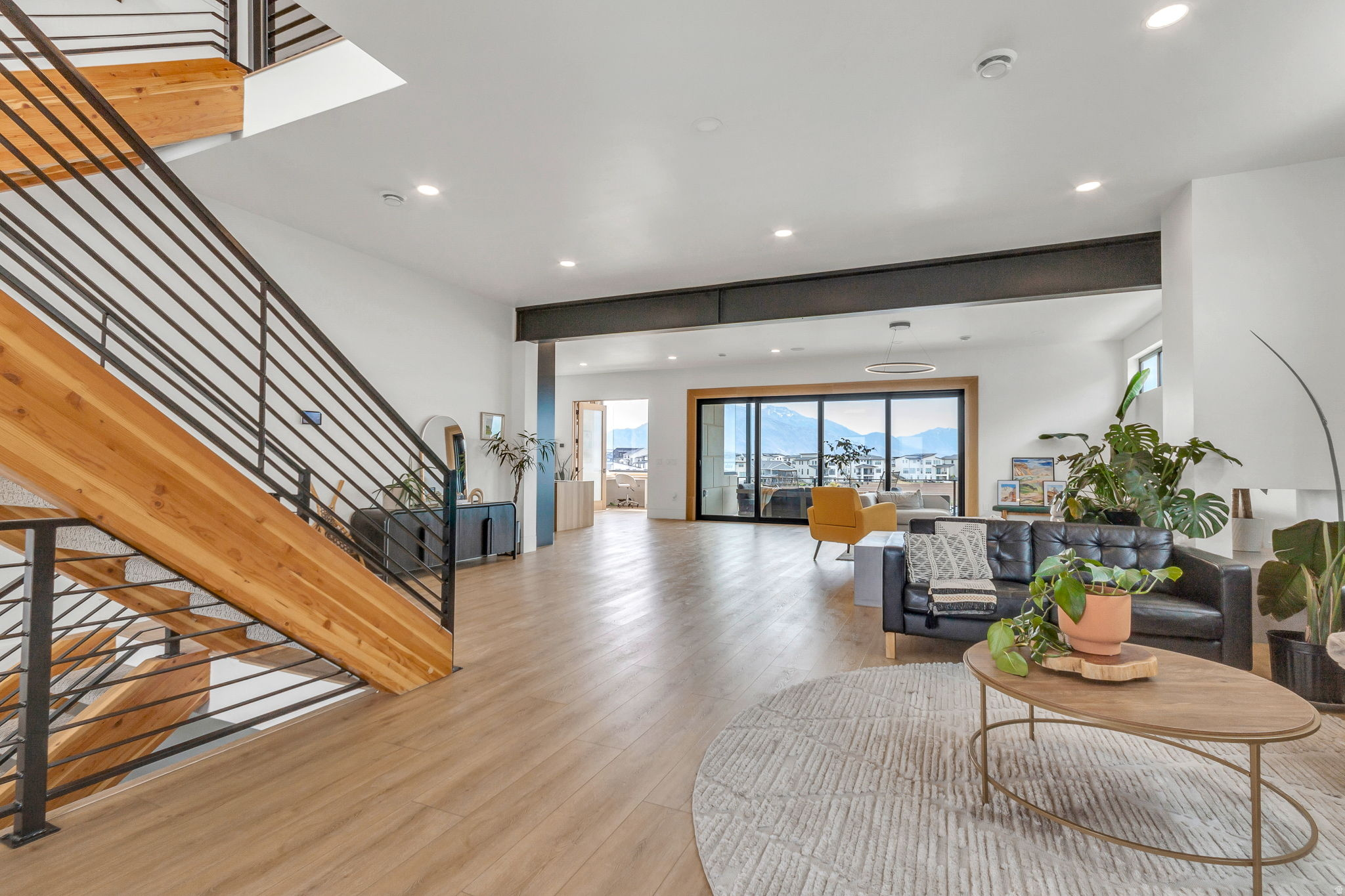 SEASONS ESTATES - Residential