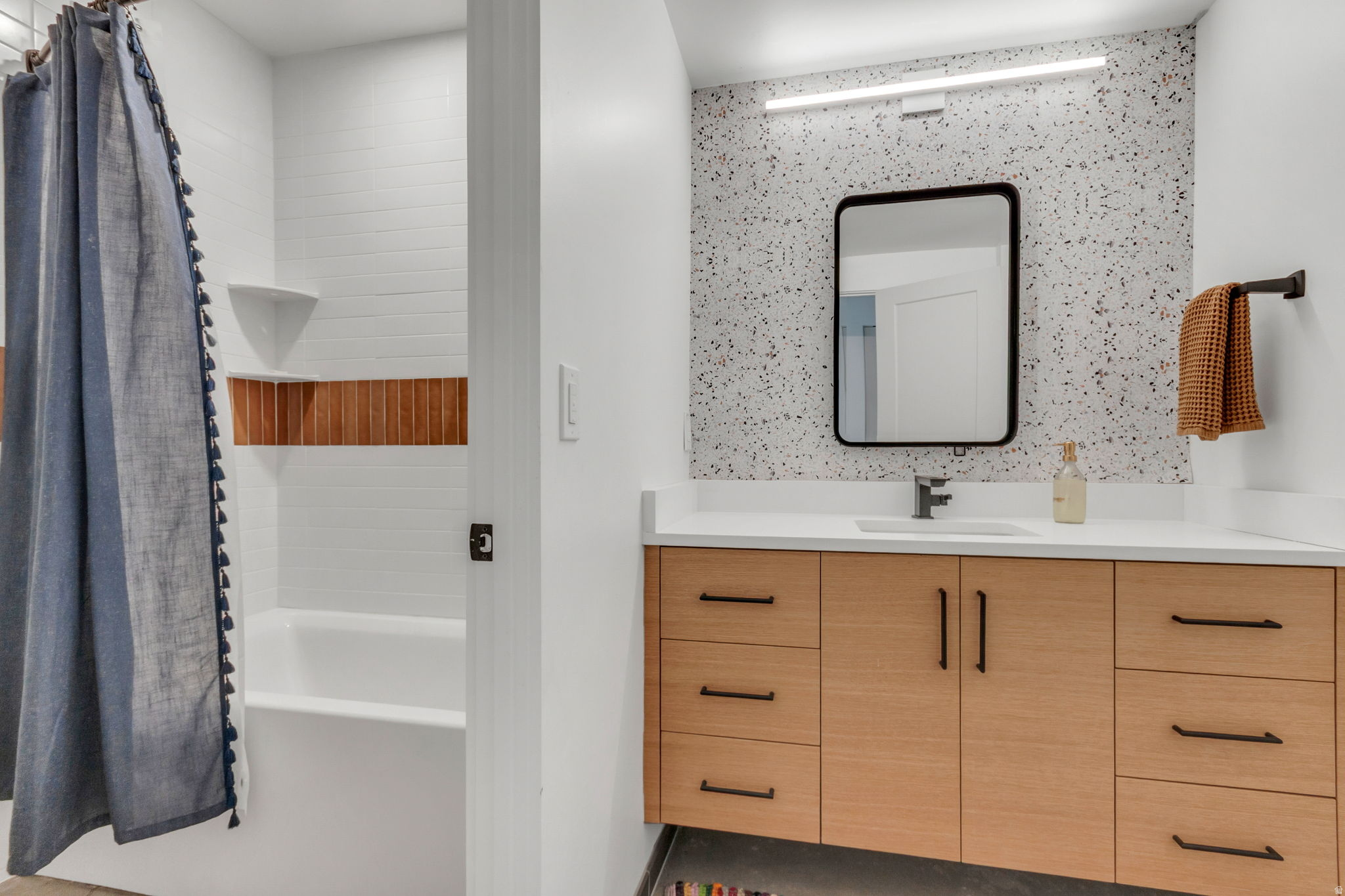 SEASONS ESTATES - Residential