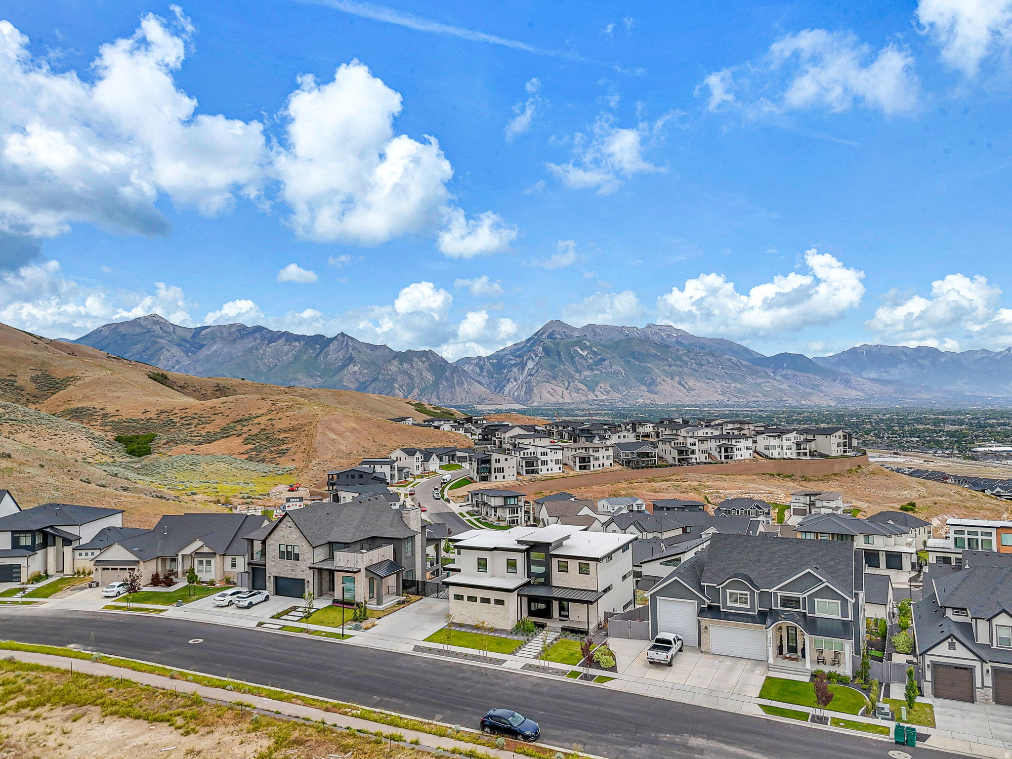 SEASONS ESTATES - Residential