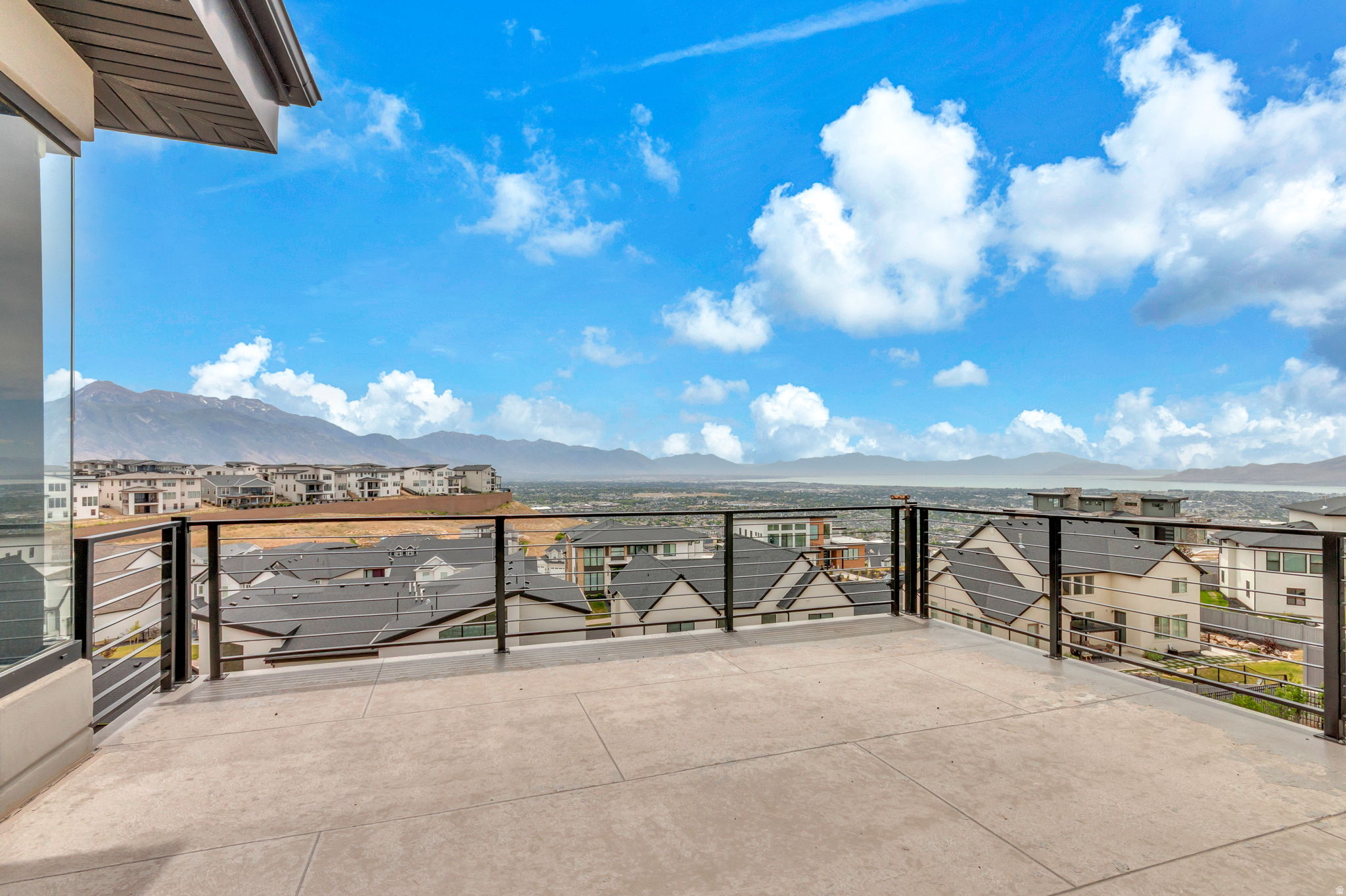SEASONS ESTATES - Residential