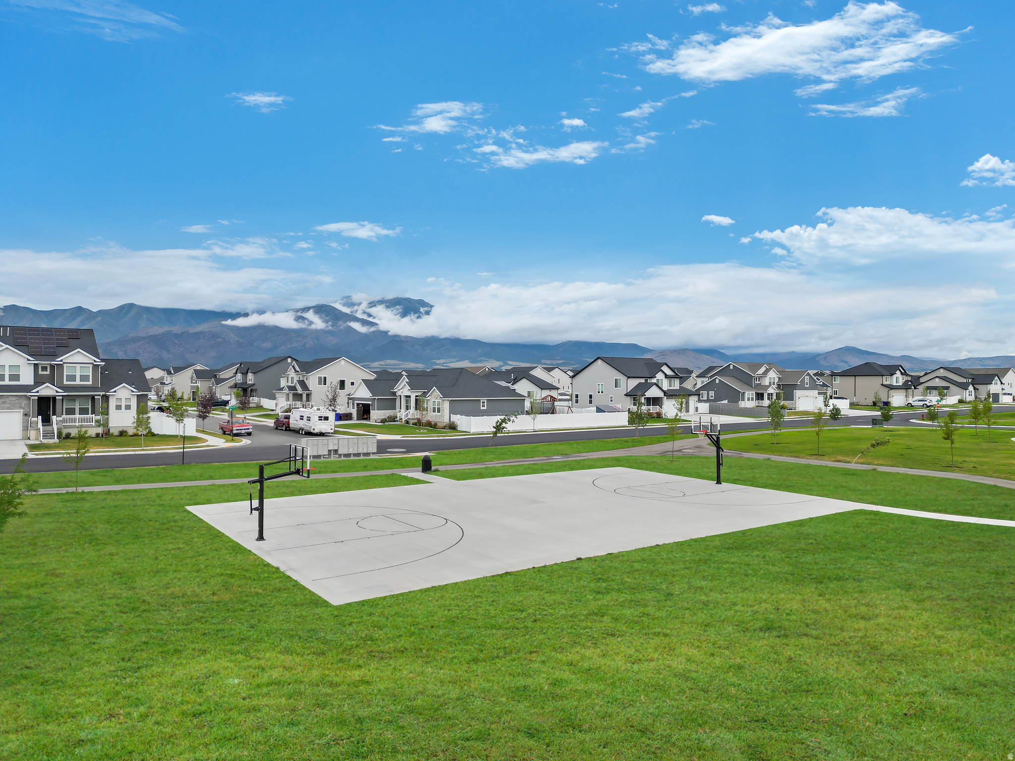 BRYLEE TOWNS - Residential