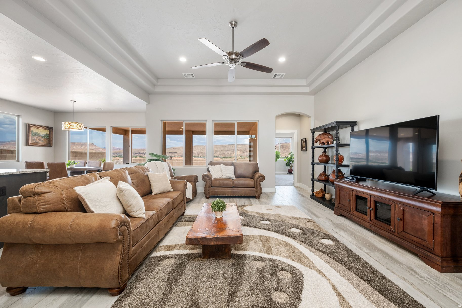 SCENIC POINTE SUBDIV - Residential