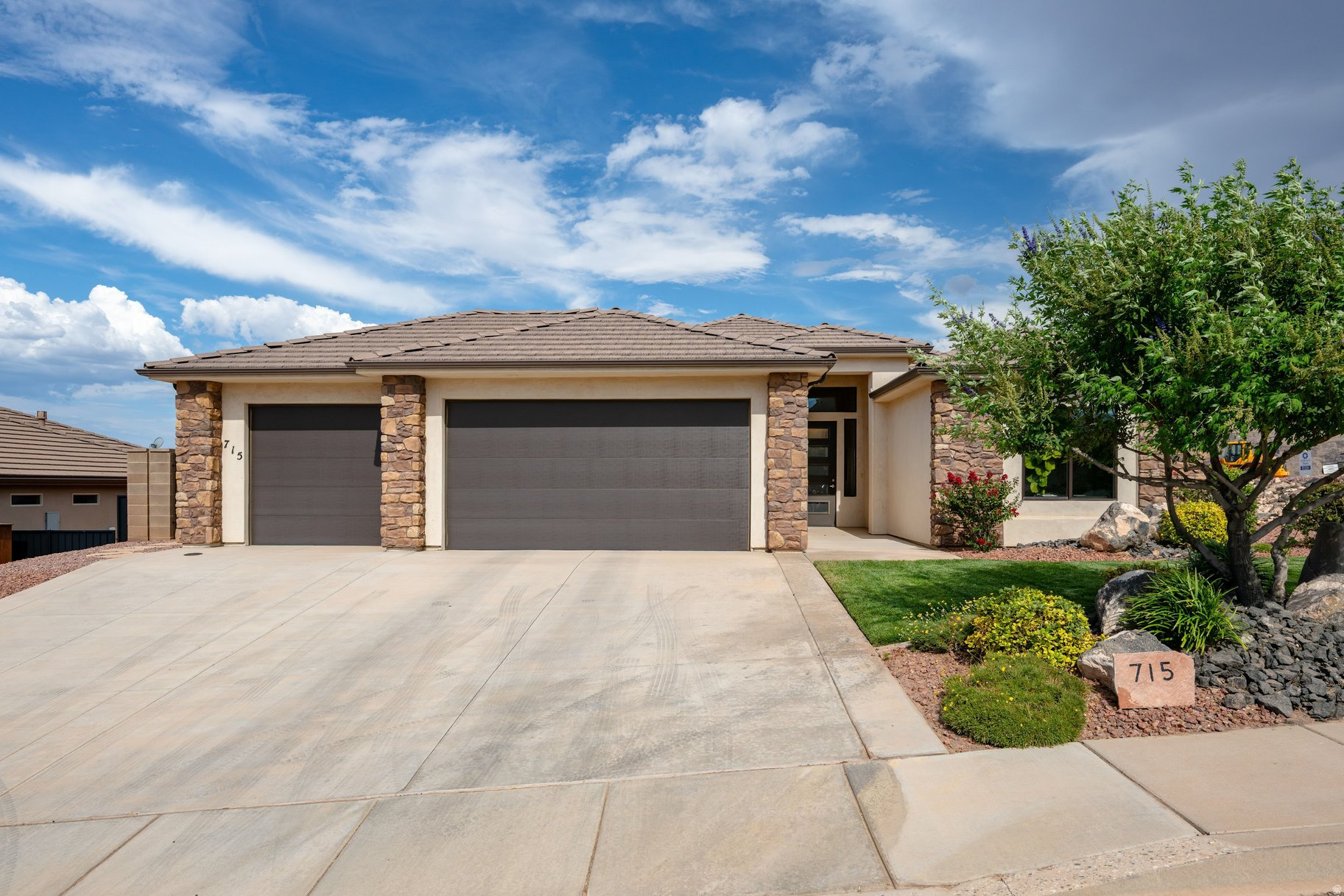 SCENIC POINTE SUBDIV - Residential