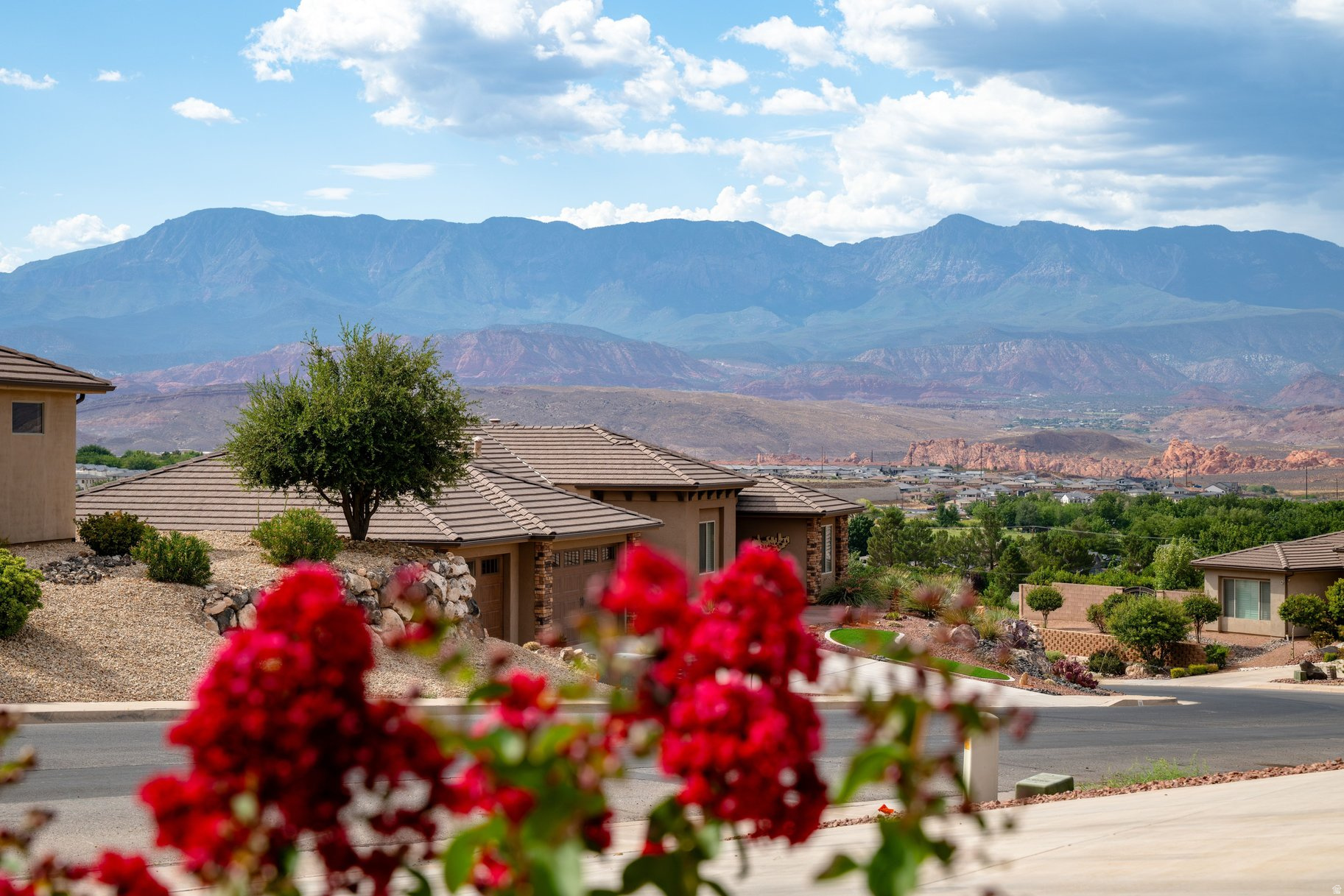 SCENIC POINTE SUBDIV - Residential