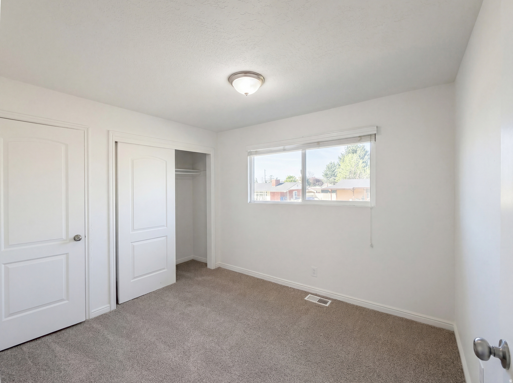 LINCOLN - Residential