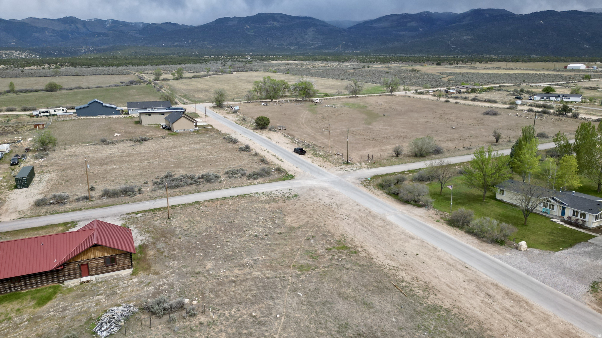 INTERMOUNTAIN SANPETE COUNTY - Land