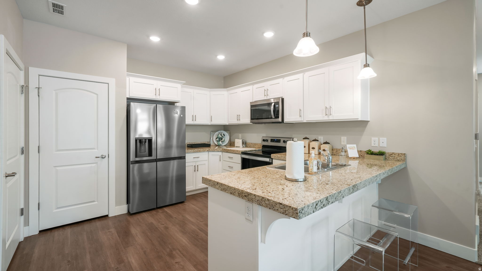 DIGNITY COTTAGES - Residential