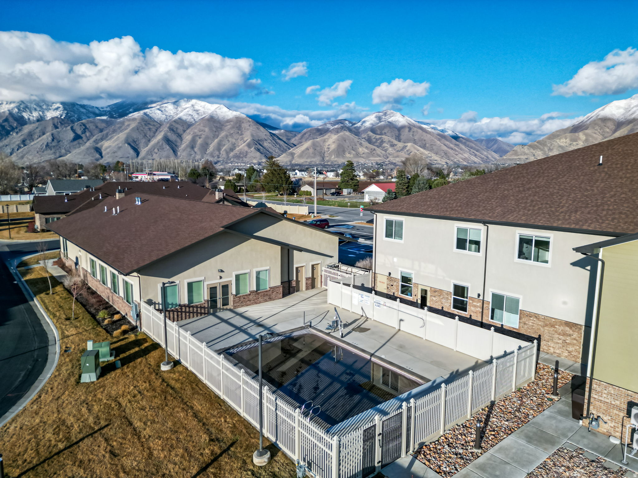 DIGNITY COTTAGES - Residential