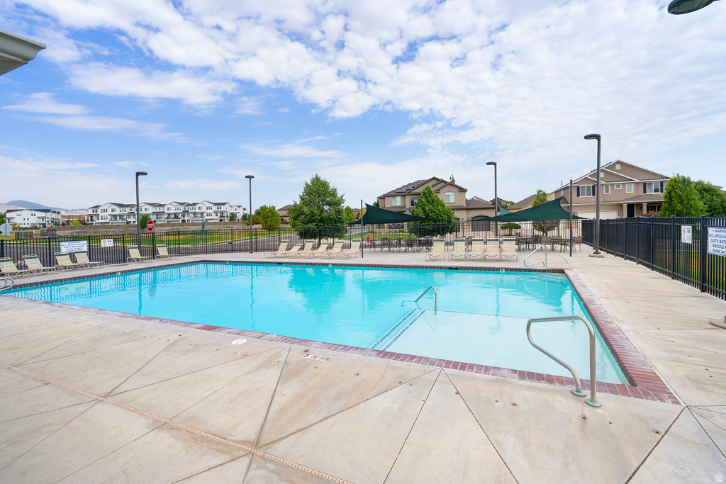 ROSE CREEK CROSSING - Residential