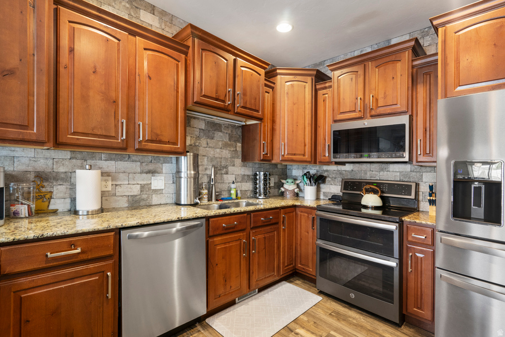 ROSE CREEK CROSSING - Residential
