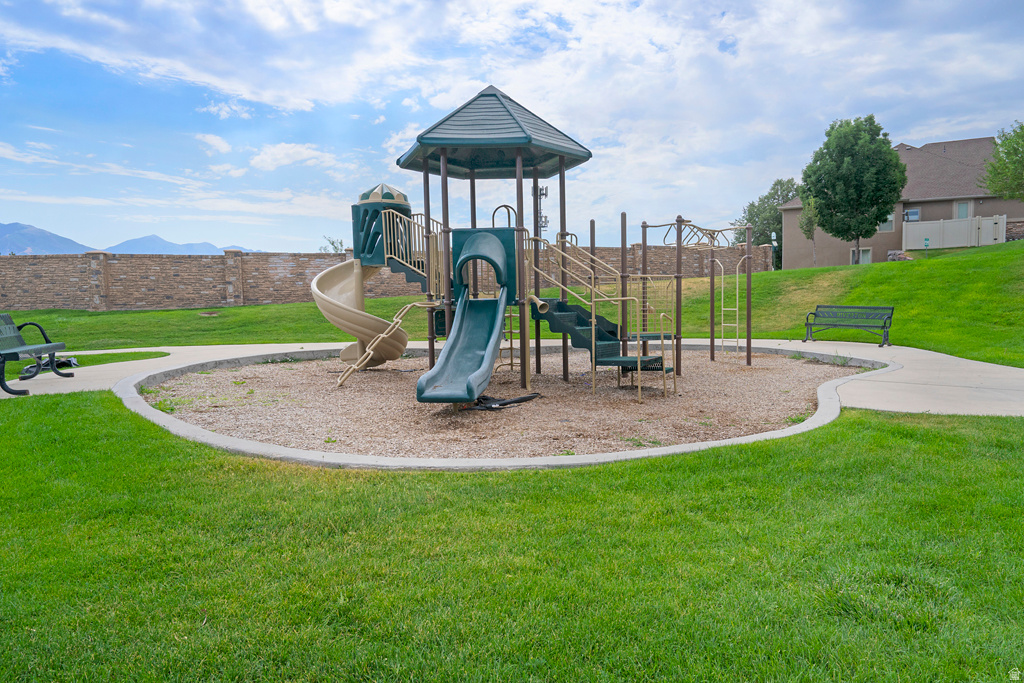 ROSE CREEK CROSSING - Residential