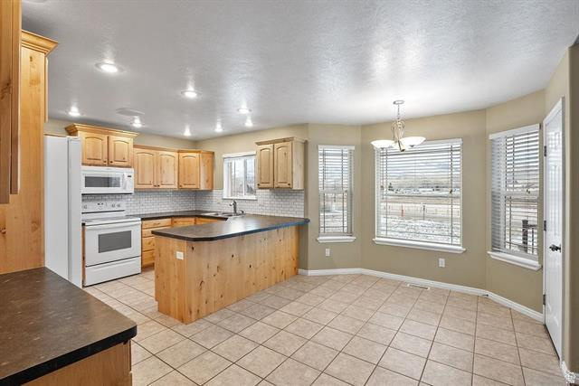 BITTON ACRES - Residential