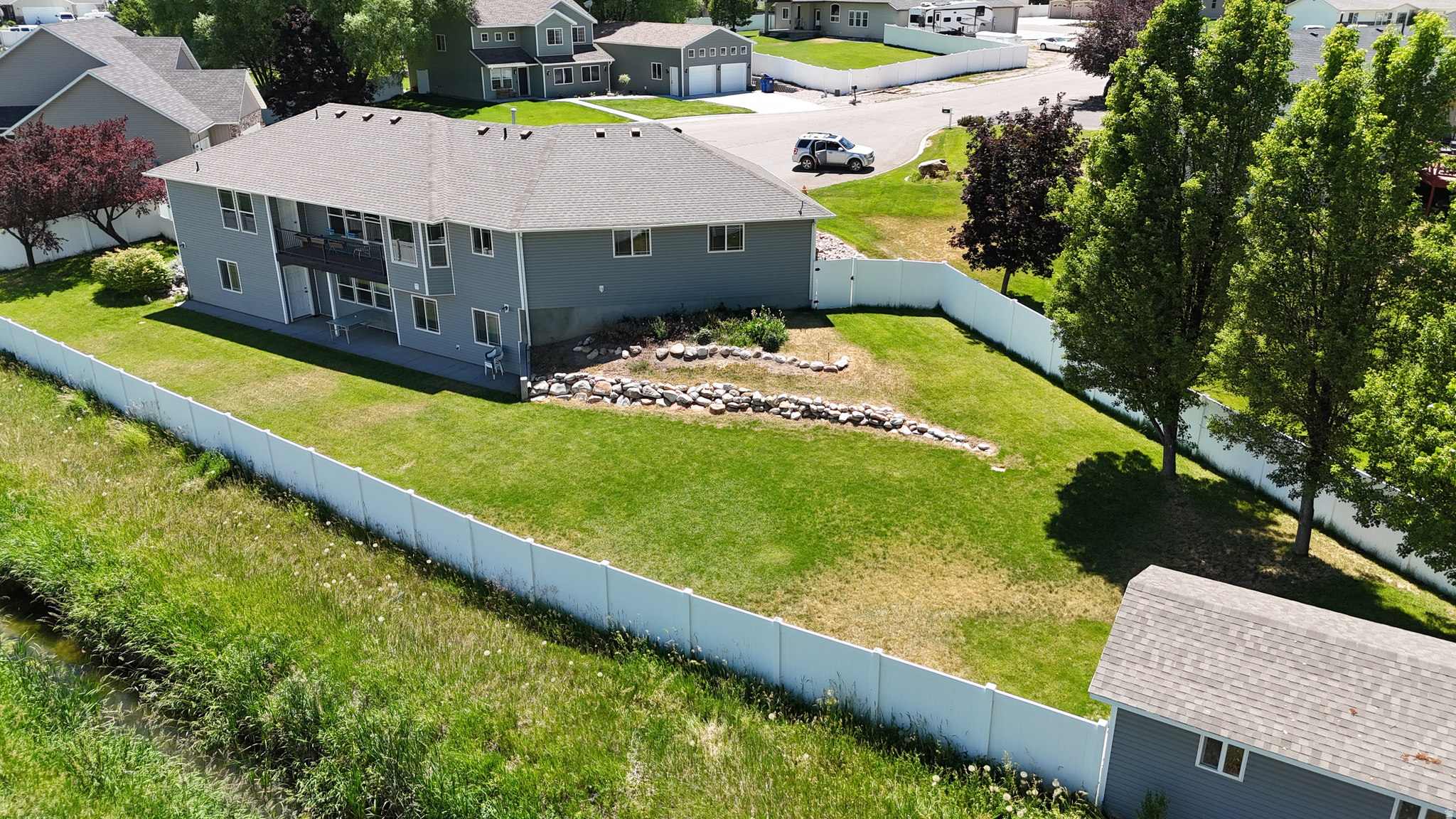 BITTON ACRES - Residential