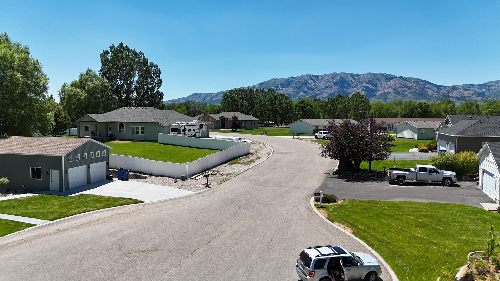BITTON ACRES - Residential