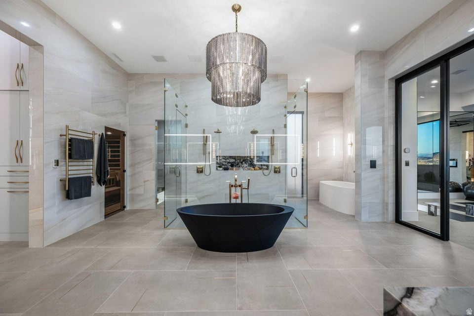 STONE CLIFF 18 AMD & EXT - Residential