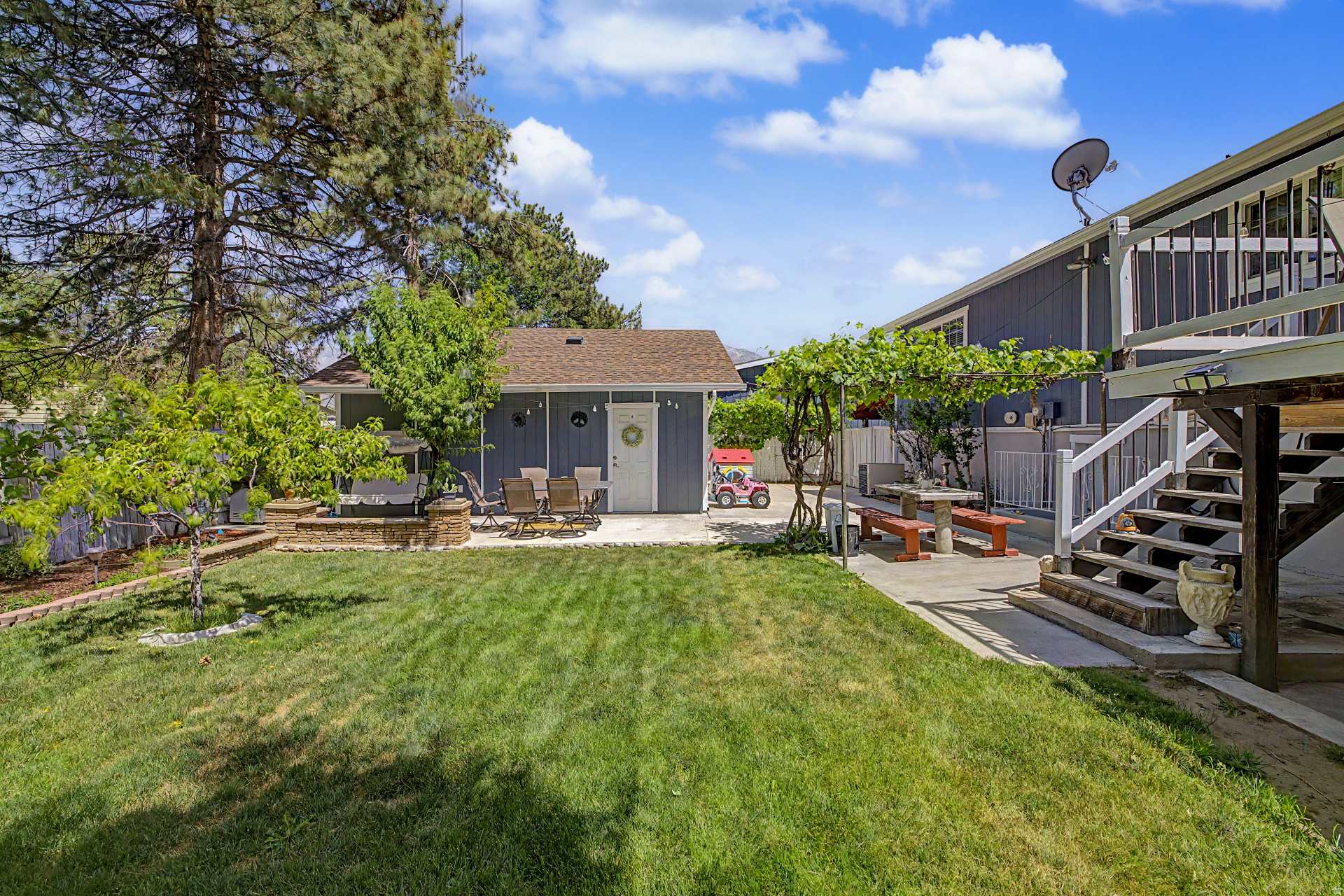 PONDEROSA PARK - Residential