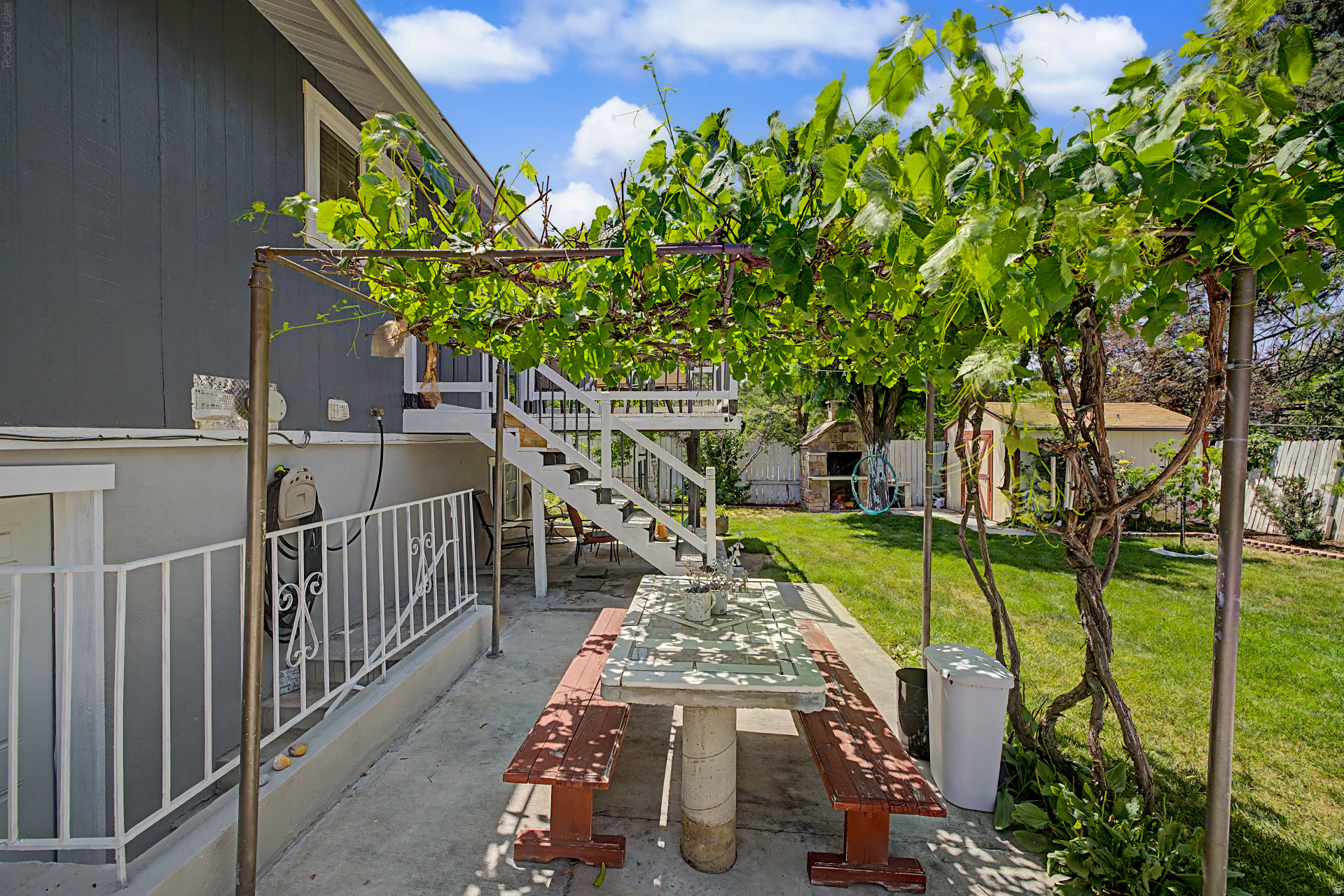PONDEROSA PARK - Residential
