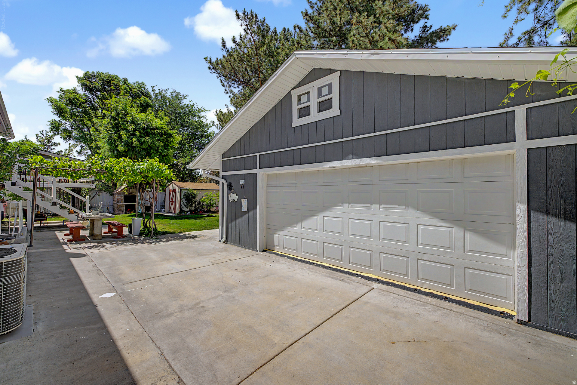 PONDEROSA PARK - Residential