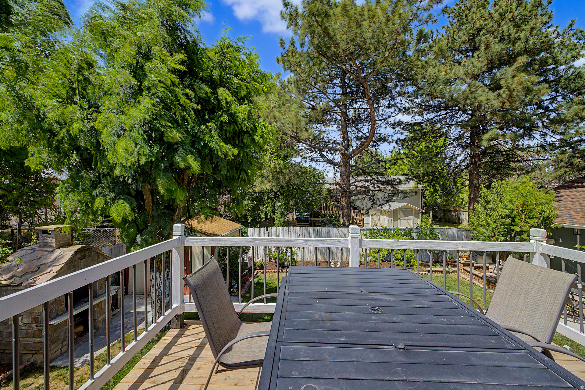 PONDEROSA PARK - Residential