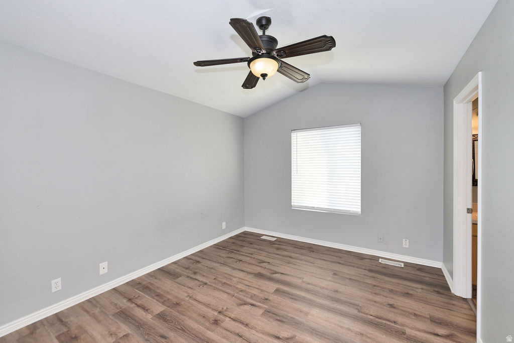 EDGEWATER - Residential