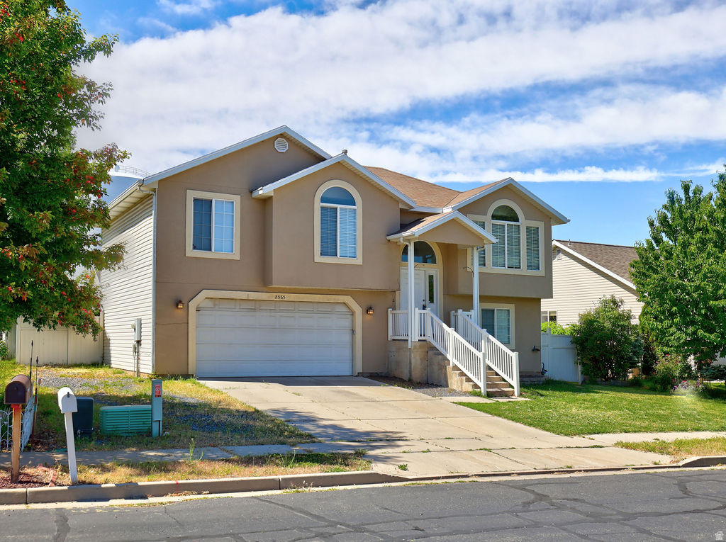 EDGEWATER - Residential