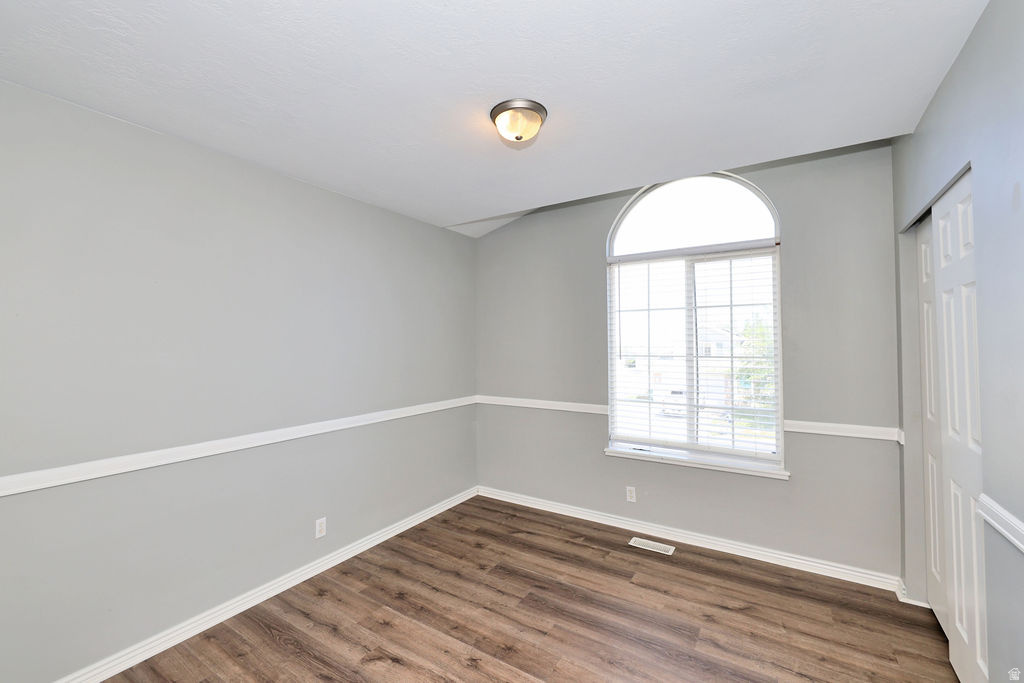 EDGEWATER - Residential