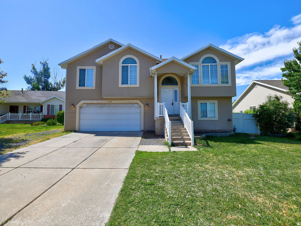EDGEWATER - Residential