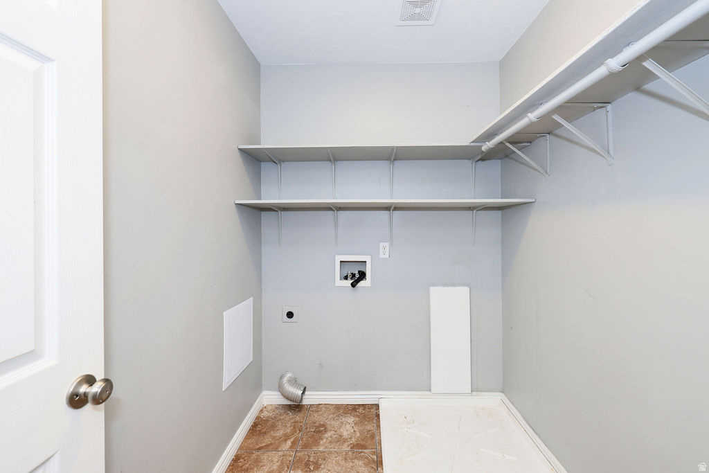 EDGEWATER - Residential