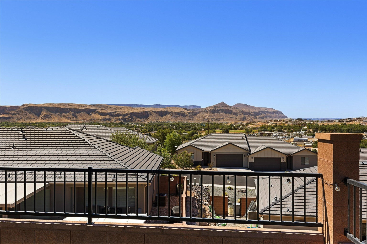 PAINTED SANDS 2 - Residential