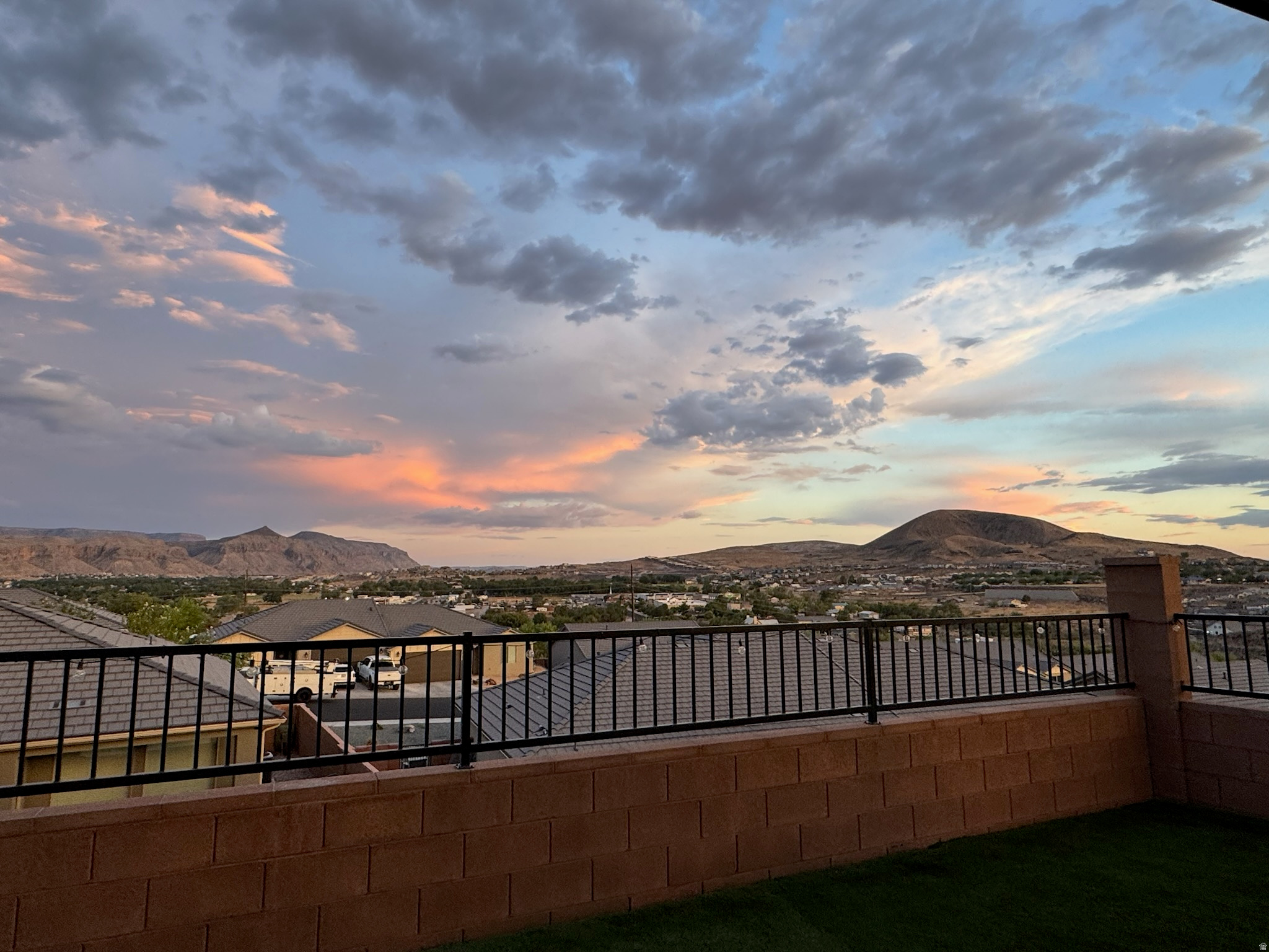 PAINTED SANDS 2 - Residential