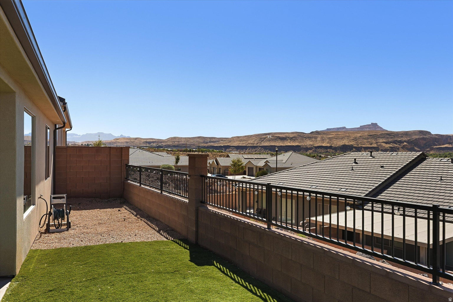PAINTED SANDS 2 - Residential