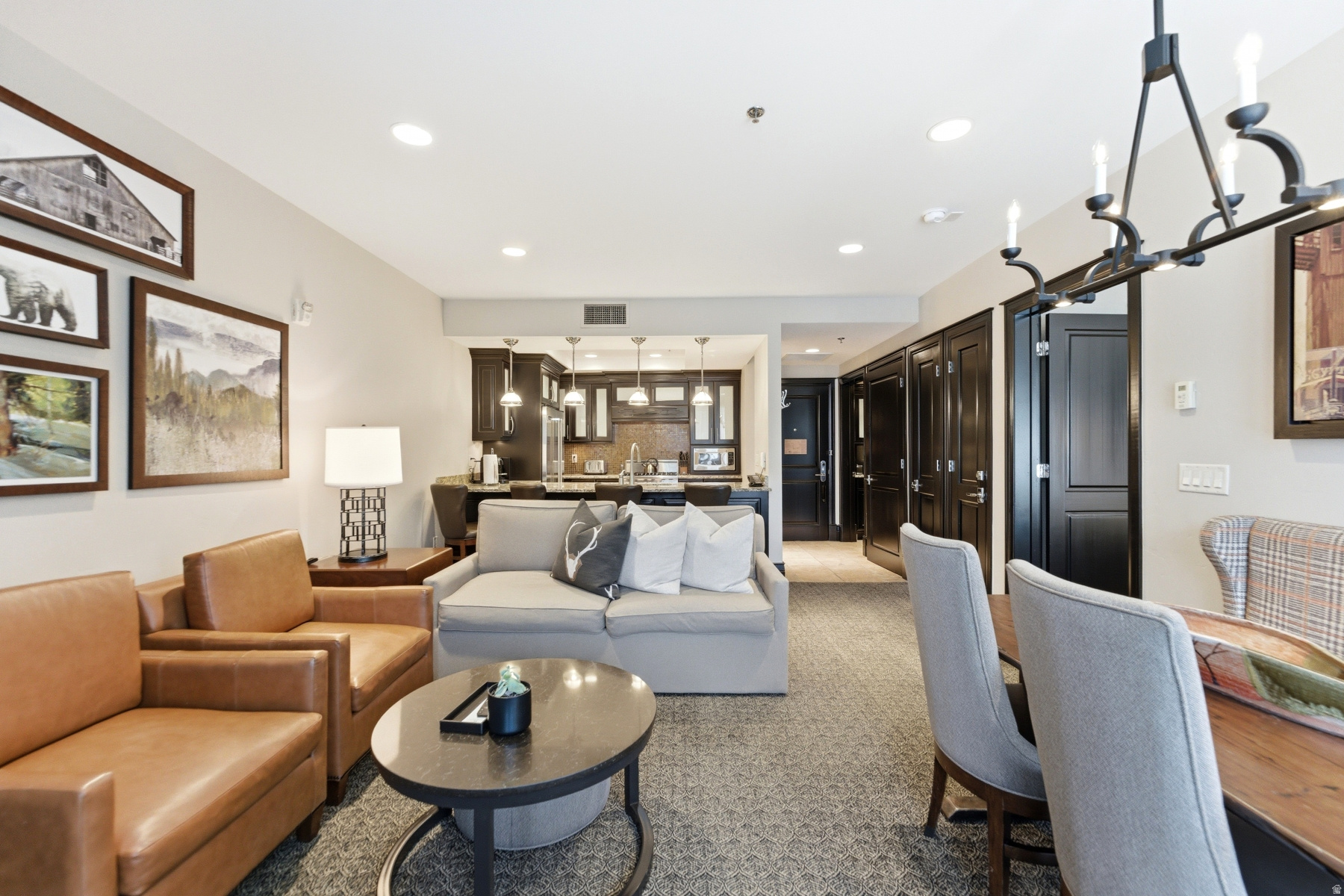 DAKOTA MOUNTAIN LODGE - Residential