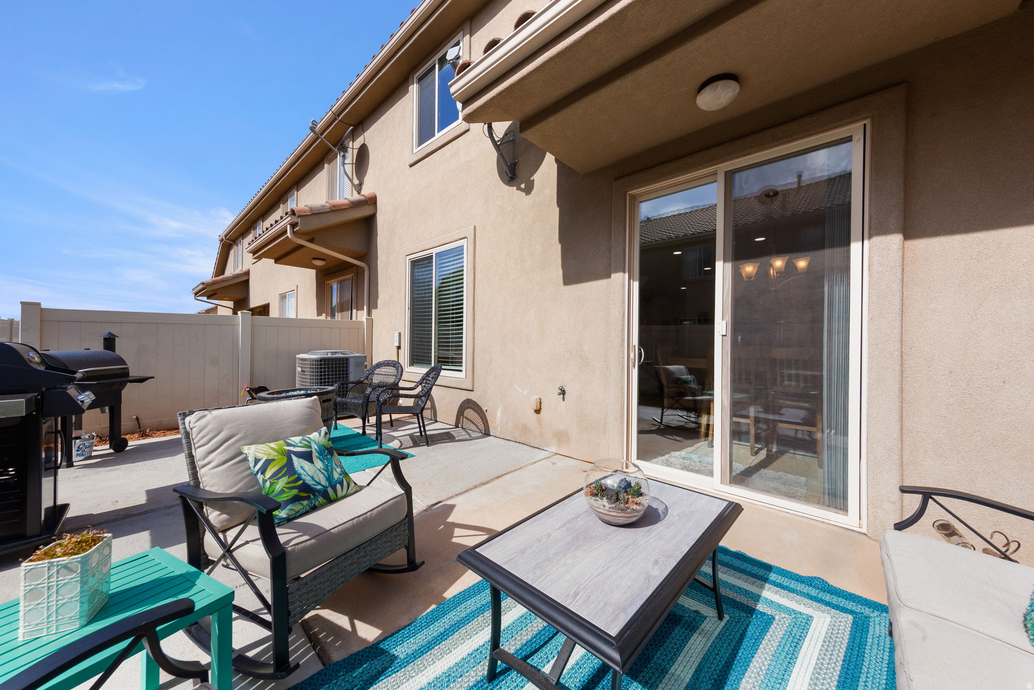 BRISTOL PARK TOWNHOMES - Residential