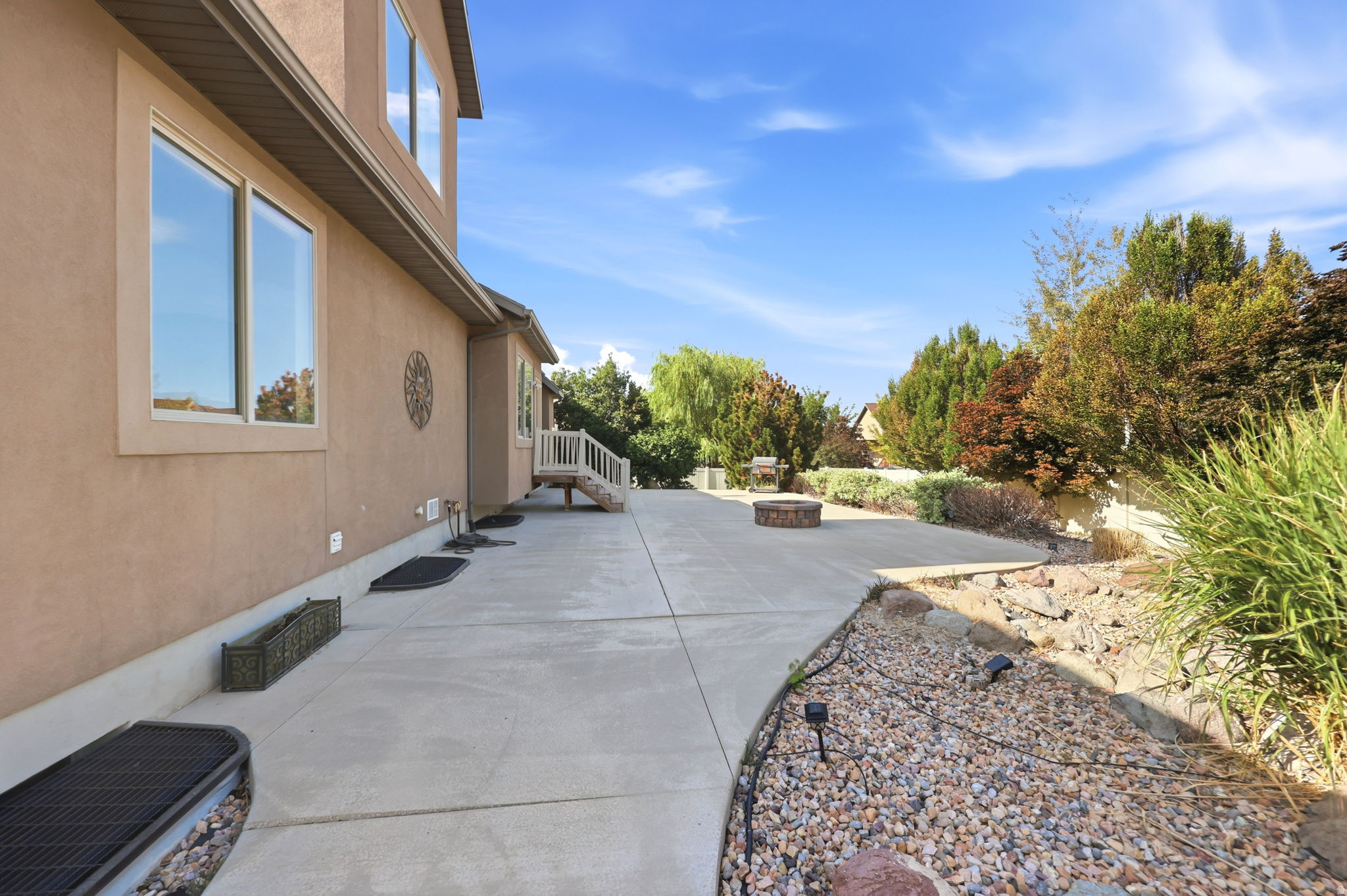 COVE AT HERRIMAN SPRING - Residential