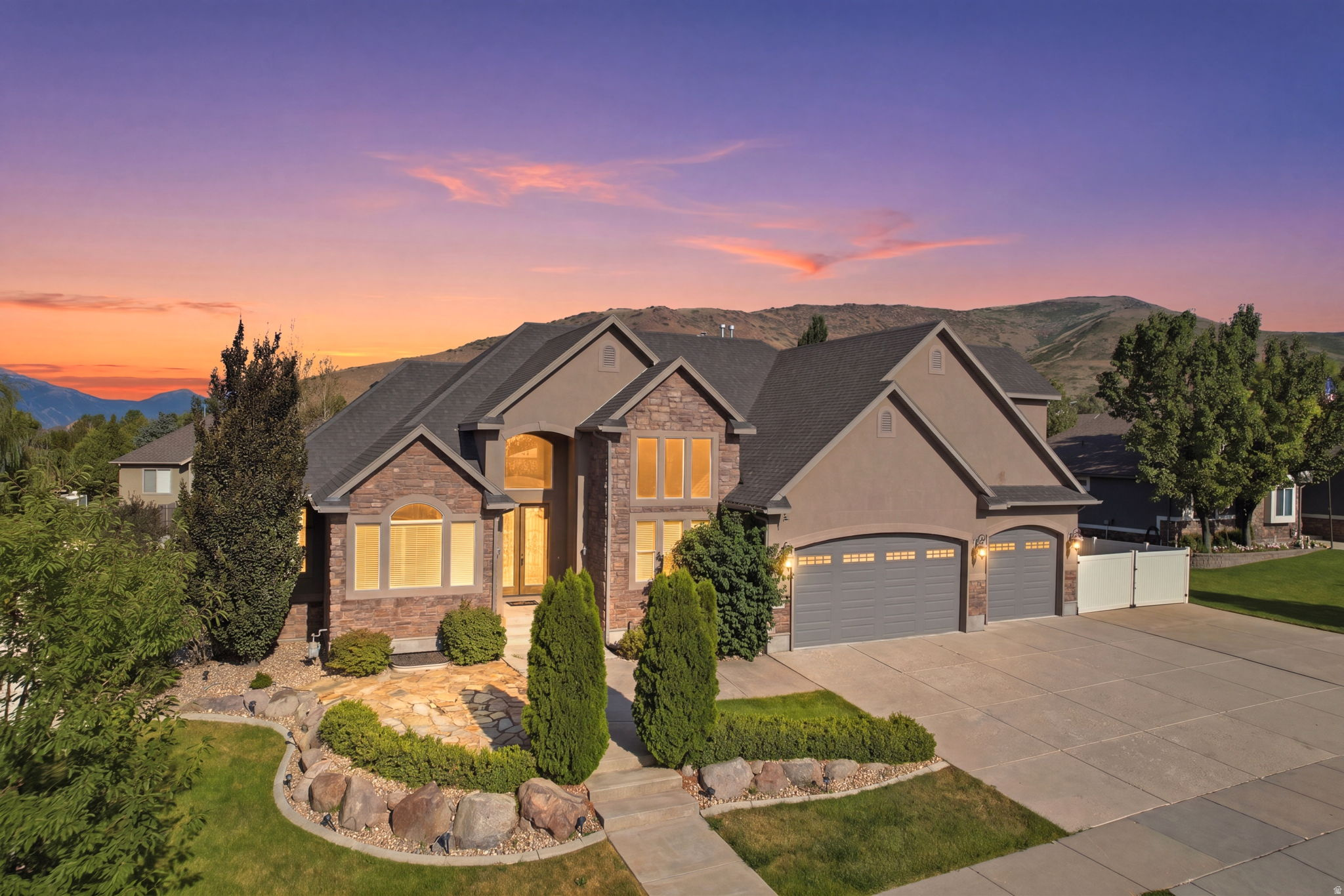 COVE AT HERRIMAN SPRING - Residential