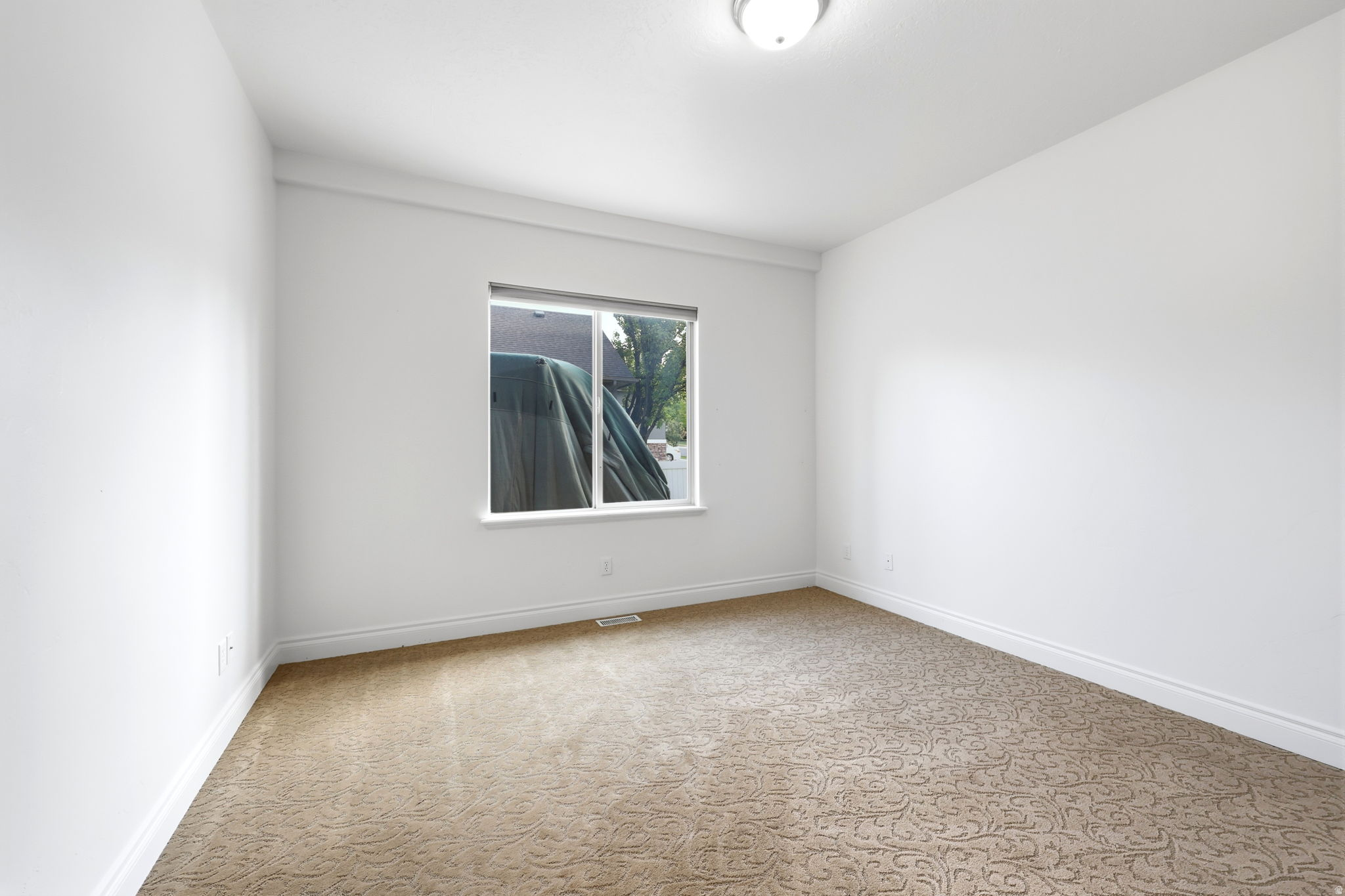 COVE AT HERRIMAN SPRING - Residential