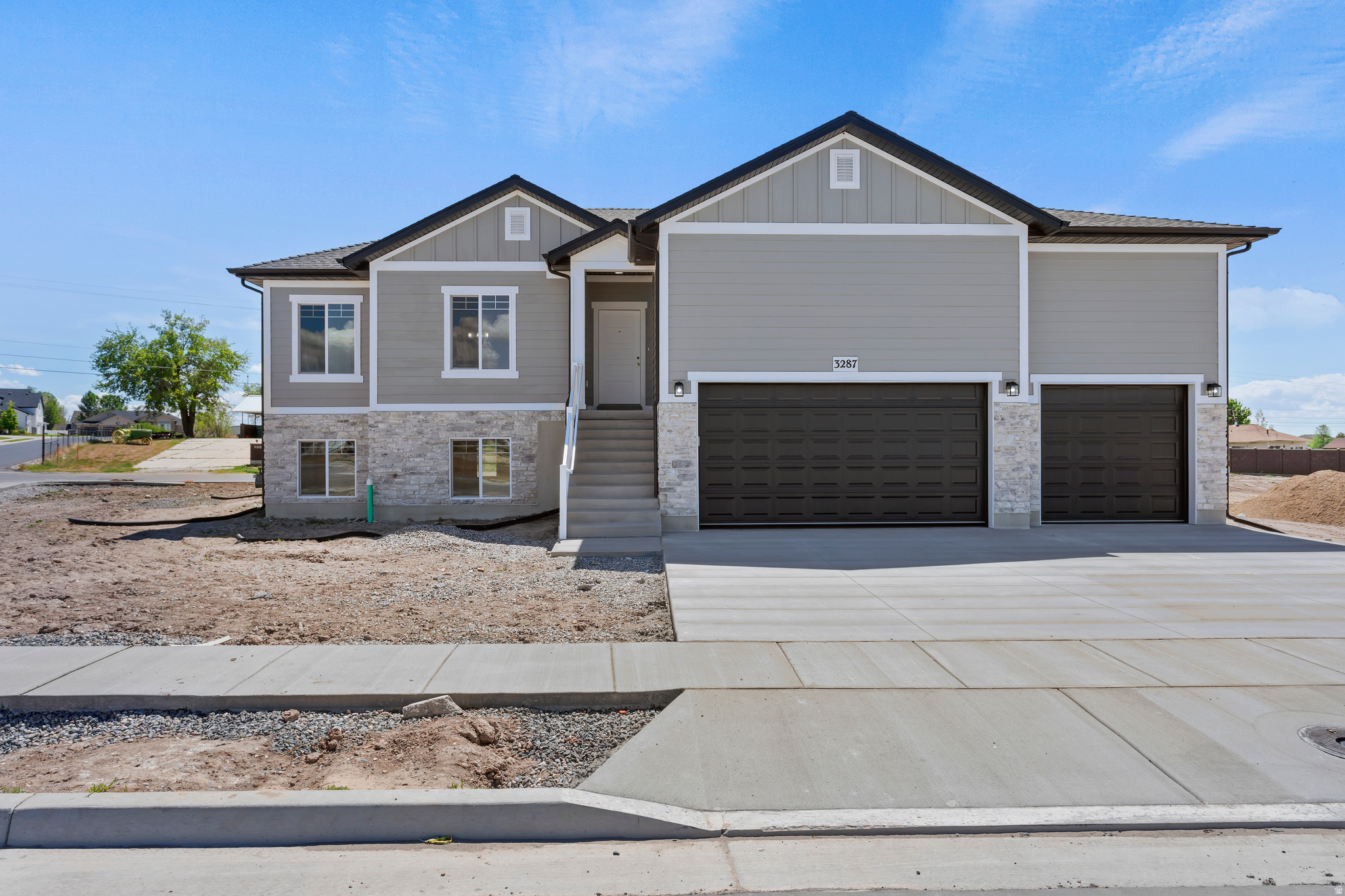 Spacious, Brand new, move-in ready home. The open kitchen/dining/great room is a great place to hang out. Large master suite with double sinks. Quartz counters through out. Modern finishes and a fantastic layout. Basement apartment with its own entrance, kitchen and laundry. Take a look at the photos and schedule your private tour.