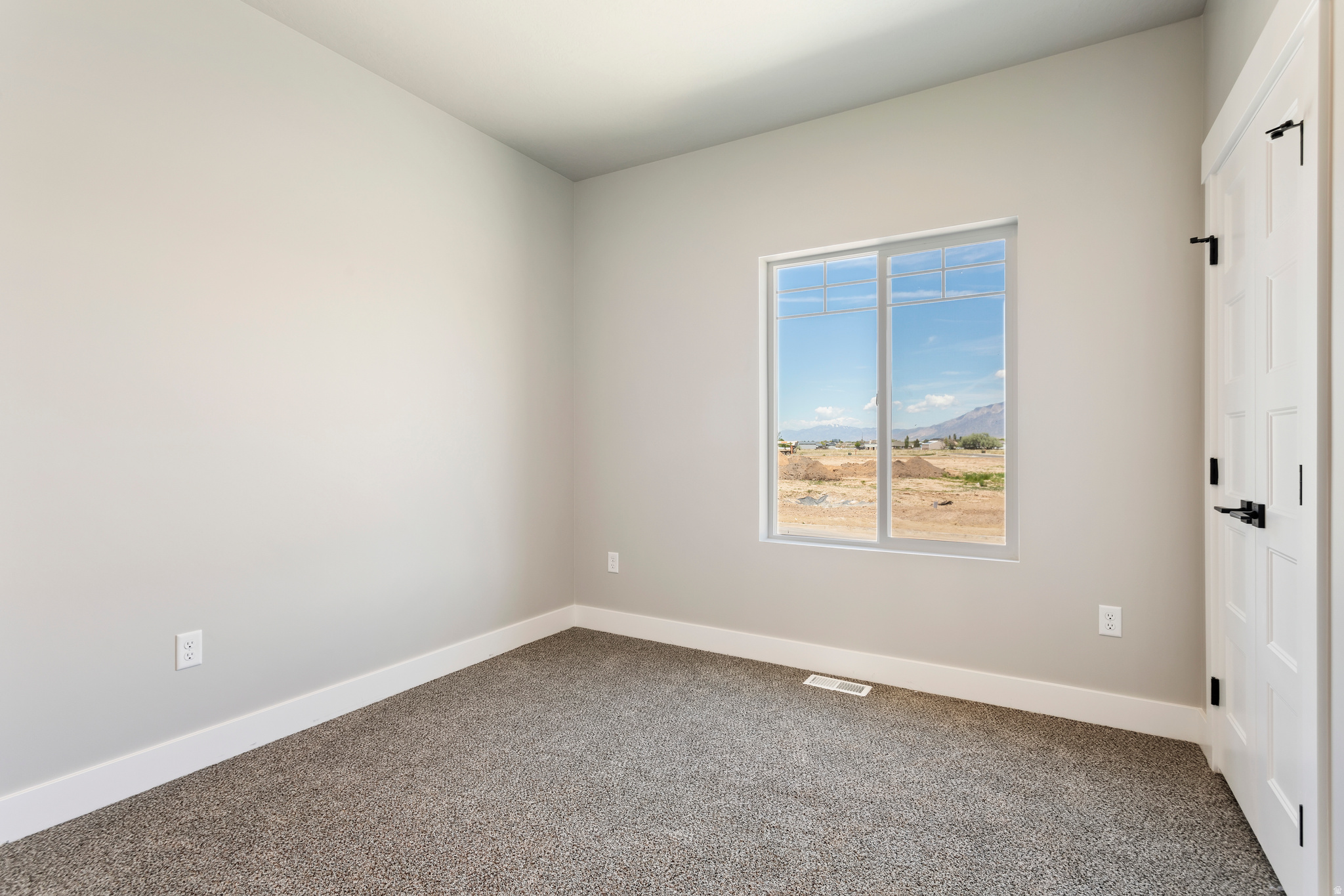 WEST RIDGE ESTATES - Residential