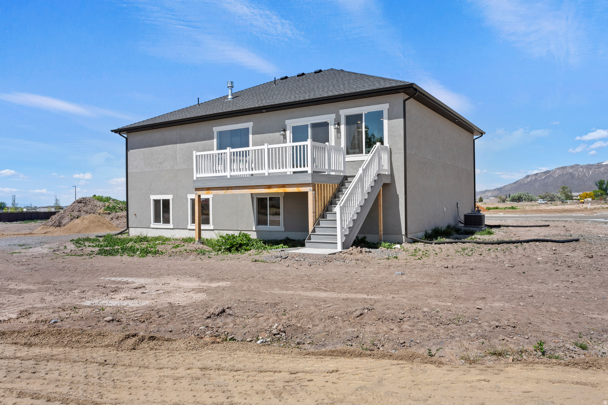 WEST RIDGE ESTATES - Residential