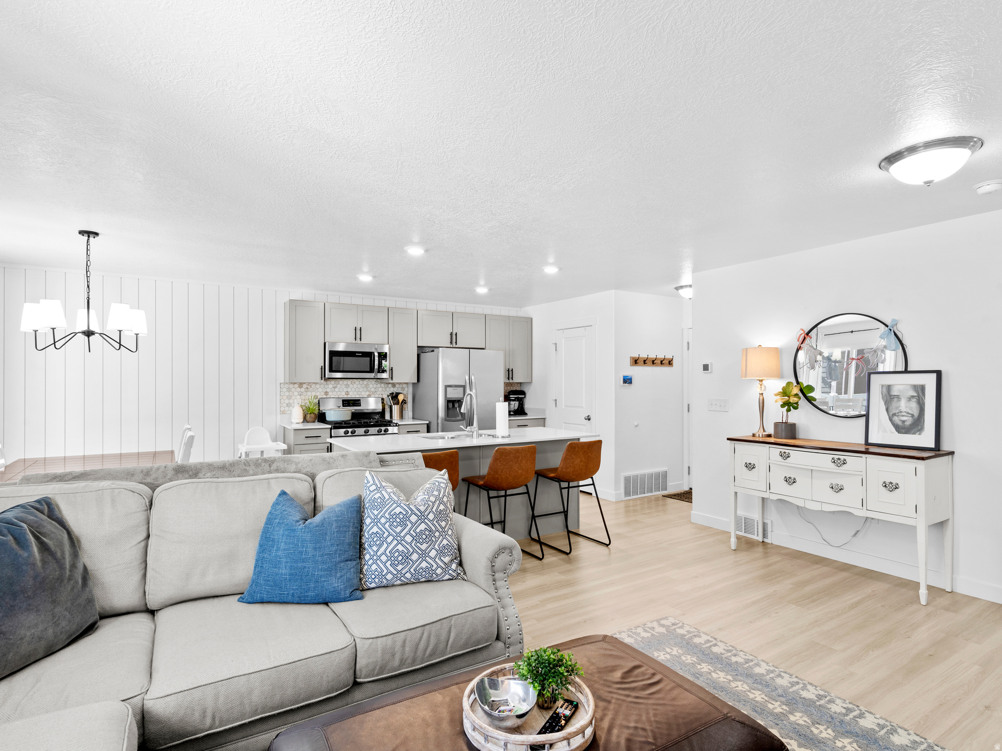 COLD SPRING RANCH - Residential