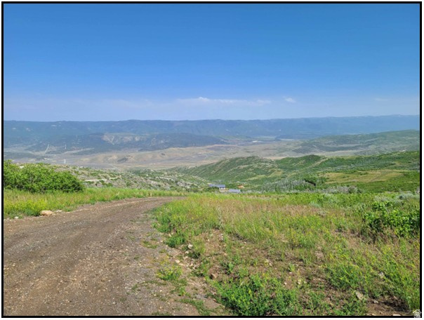ELK RIDGE - Land