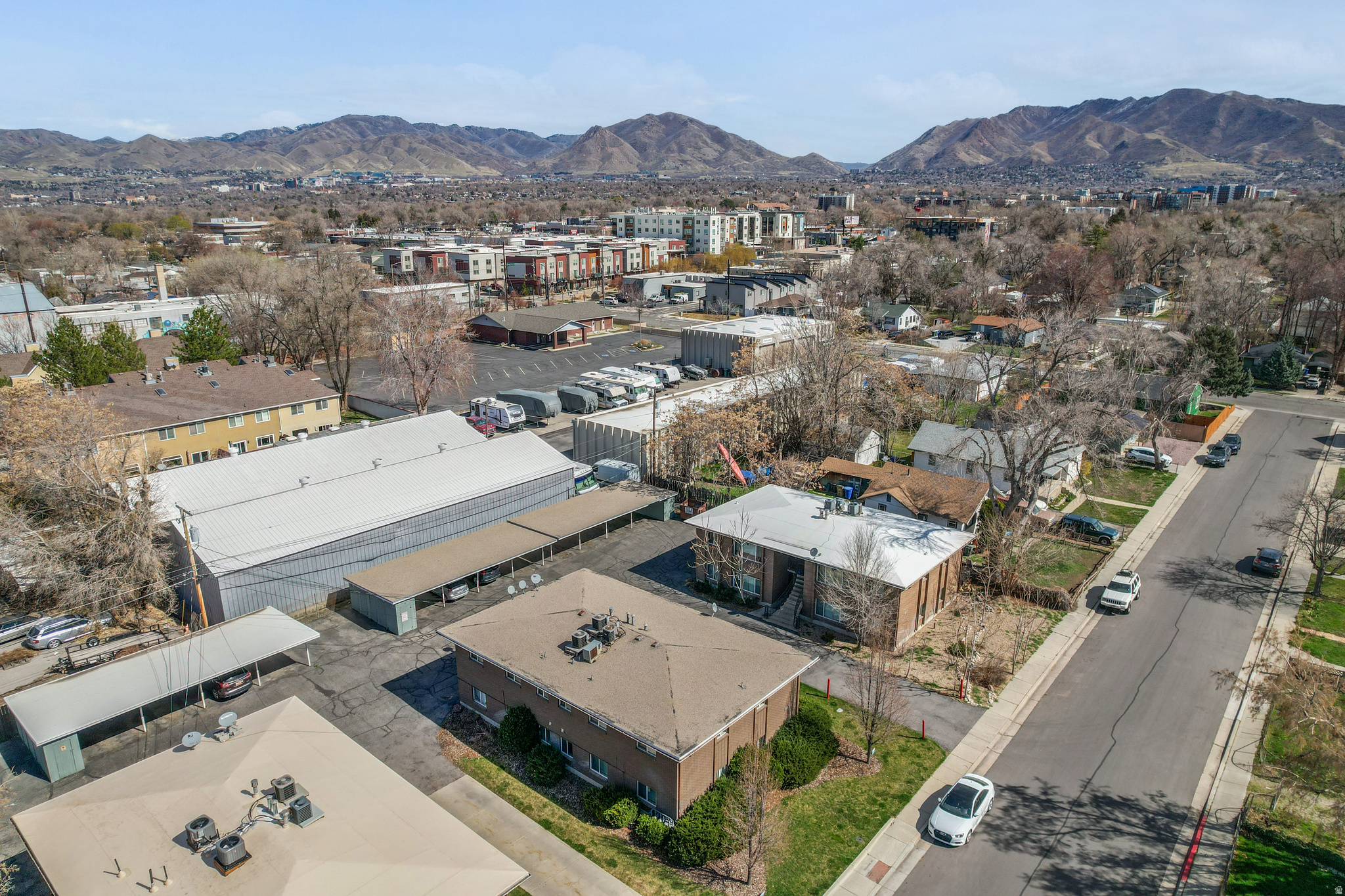 SUGAR HOUSE - Residential